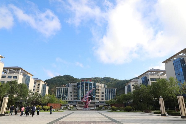 延安职业技术学院校园风光