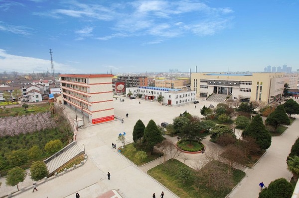 陕西航空技师学院