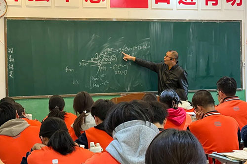 西安成才学校课堂实拍